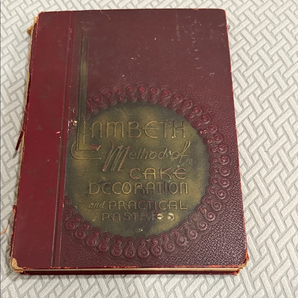 Lambeth Method of Cake Decoration - 1934 ~~ 1st Edition ~~ Joseph Lambeth